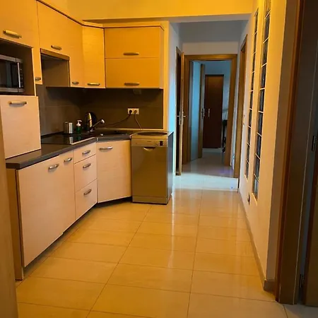 Liliowe Turnie Basen Ul Nowotarska