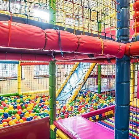 Liliowe Turnie Basen Ul Nowotarska Zakopane