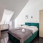 Liliowe Turnie Basen Ul Nowotarska Zakopane