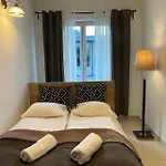 Liliowe Turnie Basen Ul Nowotarska Hotel